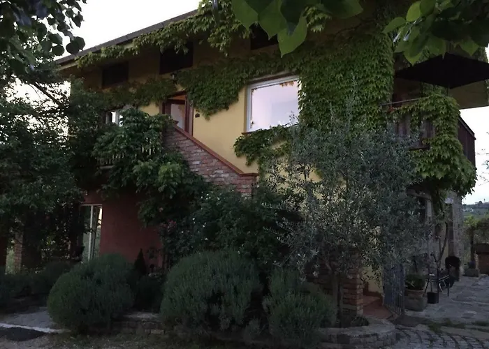 アパート Apartma *